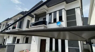 4 Bedroom Fully Detached Duplex With A Room Boys Quarter Available For RENT, Located At Orchid Road (Before The Roundabout), Lekki.