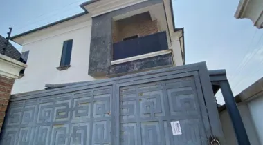 4 Bedroom Fully Detached Duplex With A Room Boys Quarter Available For RENT Located At Orchid Road (Before The Roundabout), Lekki.