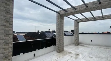 *🏡 AN IMPECCABLE 4 BEDROOM SEMI DETACHED DUPLEX WITH A ROOM BOYS QUARTER IS AVAILABLE FOR SALE AT CHEVRON, LEKKI LAGOS.*