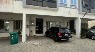 4 Bedroom Terrace Duplex