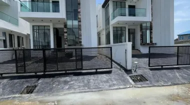 5 Bedroom Fully Detached Duplex Available For SALE and Located At Chevron, Lekki.
