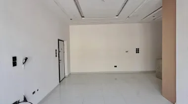 FULLY SERVICED 2/3 BEDROOM APARTMENTS