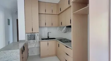 FULLY SERVICED 2/3 BEDROOM APARTMENTS