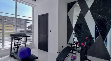 5 Bedroom Fully Detached Duplex For Sale