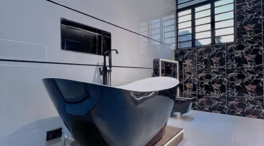 5 BEDROOM FULLY DETACHED HOME