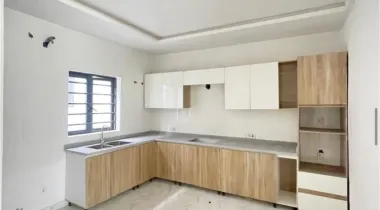Two bedroom flat apartment  Available for rent