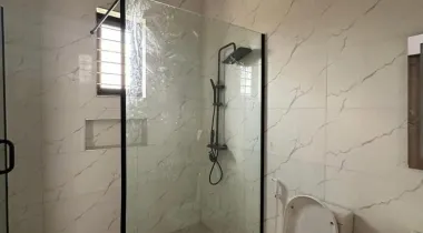 TO LET – BRAND NEW 4 BEDROOM TERRACE DUPLEX