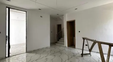 4 BEDROOM TERRACE DUPLEX RENT Location: Ajah, Lagos
