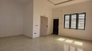 4 BEDROOM TERRACE DUPLEX Location: VGC, Lagos RENT ~ 7.5m