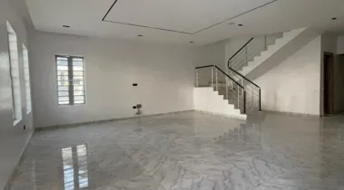 5Bedroom Fully Detached Duplex With a Bq  Location: Ikota