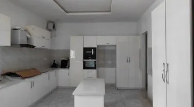 5Bedroom Fully Detached Duplex With a Bq  Location: Ikota