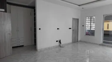 5Bedroom Fully Detached Duplex With a Bq  Location: Ikota