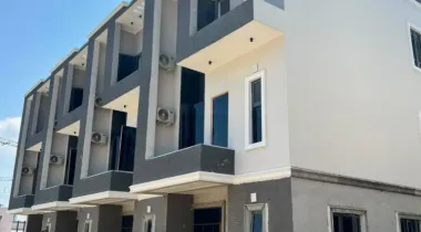 Friendly 4 bedroom terrace duplex with bq &amp; pool in a secure environment