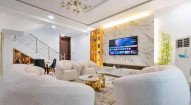 4 BEDROOM APARTMENT WITH CINEMA, POOL AND TOP NOTCH AMENITIES