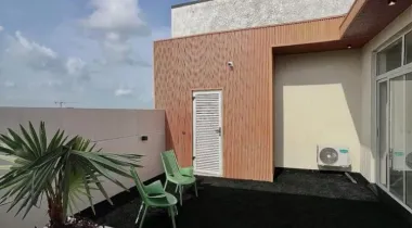LEKKI PHASE 1 | N850M FULLY SERVICED 2 BEDROOM PENTHOUSE SITTING ON 400SQM WITH GAZEBO , 2 OUTDOOR LOUNGES, ELEVATOR, MASSIVE COMPOUND SPACE , SWIMMING POOL, GYM , LAUNDRY ROOM , KITCHENETTE FOR SALE