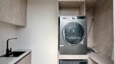 LEKKI PHASE 1 | N850M FULLY SERVICED 2 BEDROOM PENTHOUSE SITTING ON 400SQM WITH GAZEBO , 2 OUTDOOR LOUNGES, ELEVATOR, MASSIVE COMPOUND SPACE , SWIMMING POOL, GYM , LAUNDRY ROOM , KITCHENETTE FOR SALE