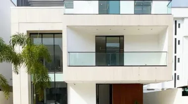 LEKKI PHASE 1 | 6 BED | N1.3B 6 BEDROOM FULLY DETACHED HOME WITH SWIMMING POOL, ELEVATOR , CINEMA , ROOF TOP TERRACE, WITHIN A SERENE GATED ESTATE FOR SALE