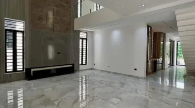LEKKI PHASE 1 | 5 BED | N1.2B 5 BEDROOM FULLY DETACHED HOME WITH SWIMMING POOL, GYM ROOM , CINEMA , KITCHENETTE, WINE BAR , ROOF TOP TERRACE , ETC FOR SALE