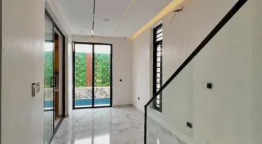 LEKKI PHASE 1 | 5 BED | N1.2B 5 BEDROOM FULLY DETACHED HOME WITH SWIMMING POOL, GYM ROOM , CINEMA , KITCHENETTE, WINE BAR , ROOF TOP TERRACE , ETC FOR SALE