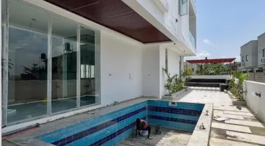 📍OSAPA LEKKI | 5 BED | N1B 5 BEDROOM FULLY DETACHED PALACIO HOME WITH SWIMMING POOL, GAZEBO , CINEMA , GYM , HOME OFFICE/STUDY, ROOF TOP TERRACE FOR SALE