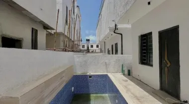 CHEVRON LEKKI | 5 BED | N550M 5 BEDROOM FULLY DETACHED PALACIO HOME WITH SWIMMING POOL FOR SALE