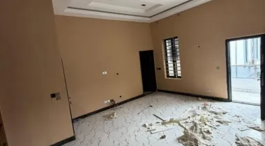 Neatly used and spacious 4 bedroom semi detached for rent