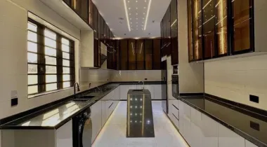 CHEVRON LEKKI | 5 BED | N470M 5 BEDROOM FULLY DETACHED HOME WITH SWIMMING POOL FOR SALE