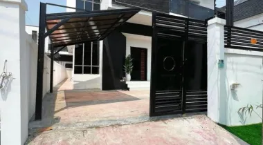 IKOTA LEKKI | 5 BED | N370M 5 BEDROOM FULLY DETACHED HOME WITH CINEMA, WINE BAR FOR SALE
