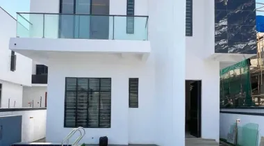 IKOTA LEKKI | 5 BED | N360M 5 BEDROOM FULLY DETACHED HOME WITH SWIMMING POOL FOR SALE