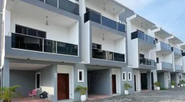 📍IKATE LEKKI 4 BED | N330M 4 BEDROOM TOWNHOUSE FOR SALE