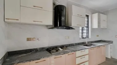 📍IKATE LEKKI 4 BED | N330M 4 BEDROOM TOWNHOUSE FOR SALE