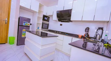 4bedroom fully furnished terrace duplex
