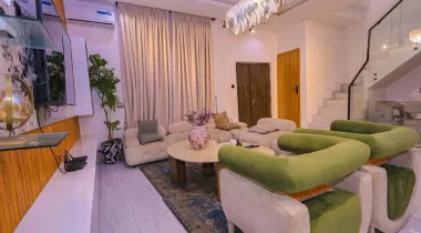 4bedroom fully furnished terrace duplex