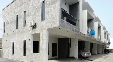 📍IKOTA LEKKI | 4 BED | N130M NET FULLY SERVICED 4 BEDROOM TERRACE HOME FOR SALE