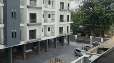 Luxury 3 Bedroom Apartment with BQ, Pool &amp; Spacious Parking*