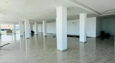 OFFICE /SHOW ROOM || 300sqm  || AJAH, LEKKI, LAGOS