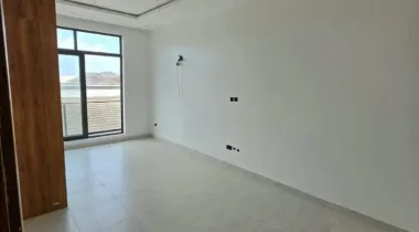 Luxury 2 bedroom apartment all ensuite.