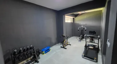 Luxury 2 bedroom apartment all ensuite.