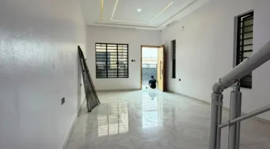 4BEDROOM SEMI DETACHED DUPLEX WITH BQ