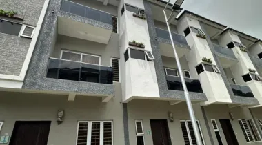 Luxurious 4 bedroom terrace duplex with BQ, swimming pool, fully equipped gym and a playground