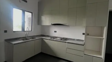 FULLY SERVICED 3 BEDROOM APARTMENT AVAILABLE FOR RENT!!! Location: Victoria Island, Lagos