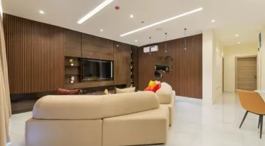 Book this cozy and cute 🥰 2 bedroom apartment  With a suspended pool 🏊‍♀️ ,  gym