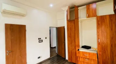 Fully serviced Mini Flat with ACS