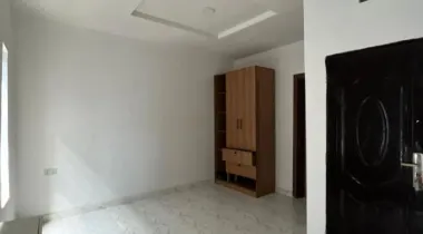 well finished luxury 3 bedroom terrace duplex with all rooms ensuite for rent.