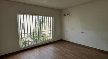spacious 4 bedroom terrace with a private balcony and BQ