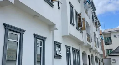 2 bedroom flat apartment 
