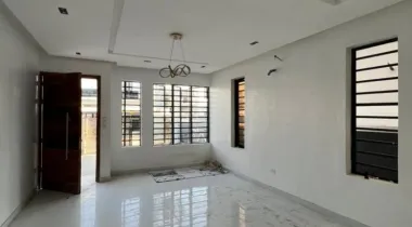 4 BEDROOM SEMI-DETACHED DUPLEX