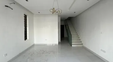 4 BEDROOM SEMI-DETACHED DUPLEX
