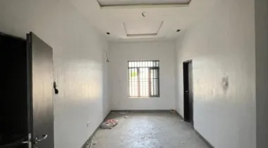 FOR RENT – 3 BEDROOM APARTMENT WITH BQ (UPSTAIRS UNIT)