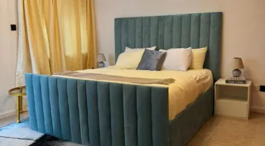 Now renting 🦉    *5 Bedroom Fully Furnished/ Serviced Semi-Detached property for rent in Osapa, Lekki.*   Rent: N15m Service Charge: 2m Caution: 1.5m Agency: 10% Legal: 10%..bli….ss  *FEATURES🌟* 1. 75 inches Web Os TV with magic remote. 2. ⁠Fully furnished living room and dining room space with air conditioners. 3. ⁠Fully equipped kitchen with washing machine , cooker, over , microwave and fridge. 4. ⁠Pool (Snooker)Table. 5. ⁠Fully furnished bedrooms with bed frames and mattresses and side lamps and fully